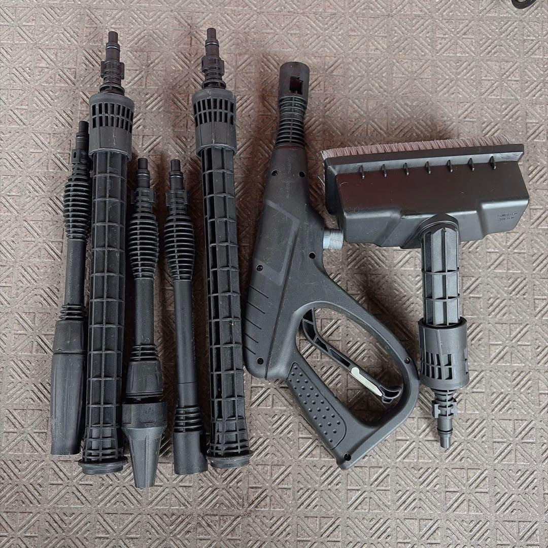 アイリスオーヤマ タンク式 高圧洗浄機SBT-512N 収納ケース付き