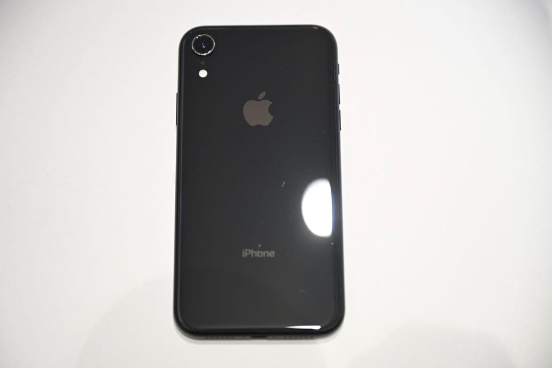 iPhone XR ブラック128GB simフリー