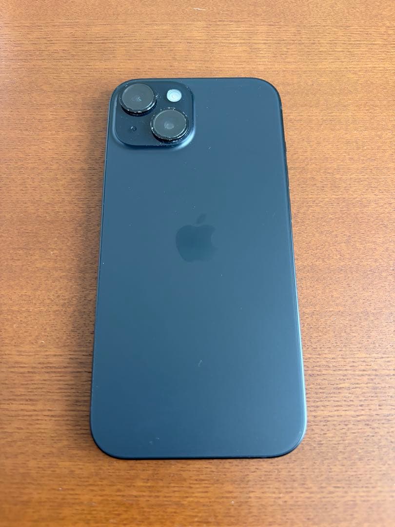 Apple iPhone 15 256GBブラック 本体