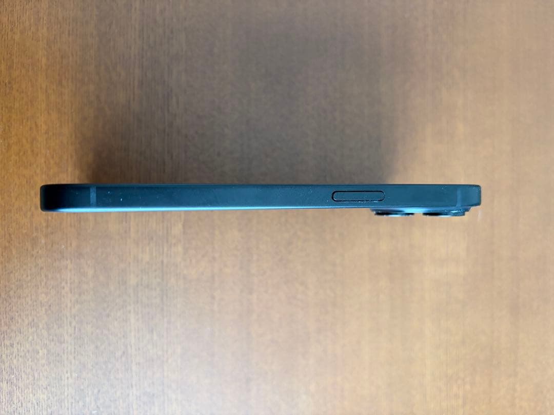 Apple iPhone 15 256GBブラック 本体