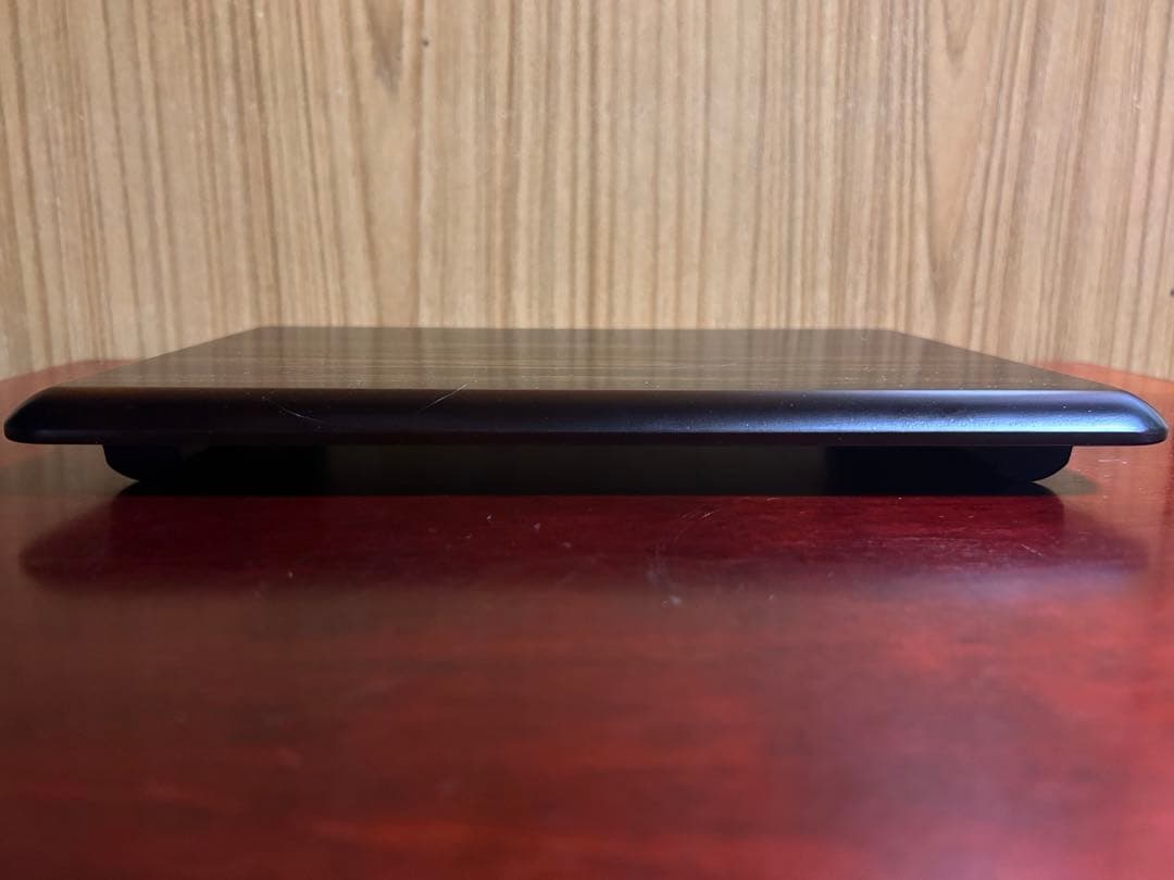 木製ストライプ模様花瓶台