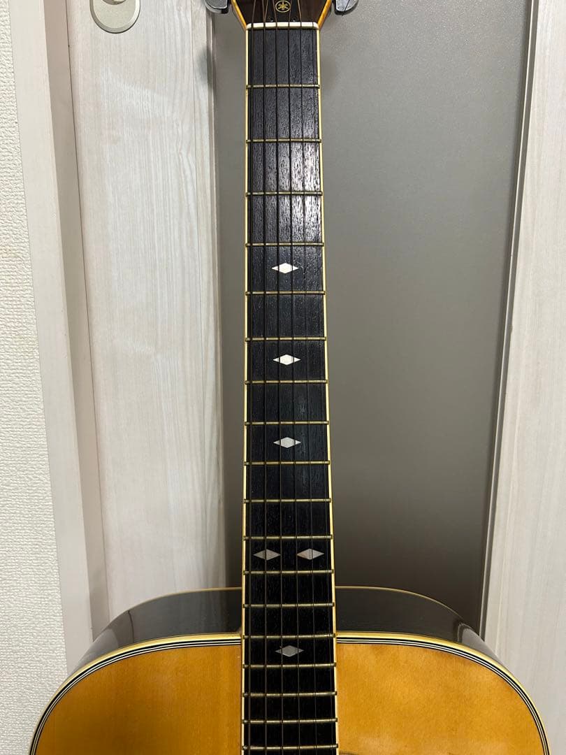 Yamaha FG-401アコースティックギター ハードケース付