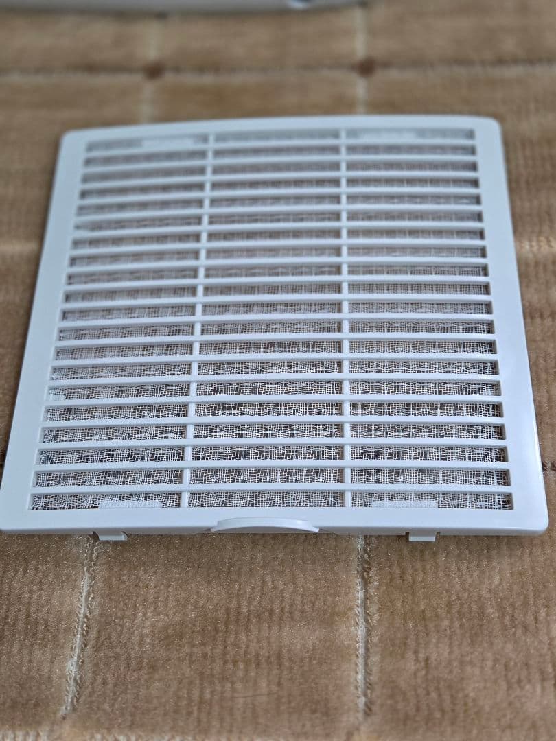 コロナ　除湿機 CD -P6322-W【2022年製】