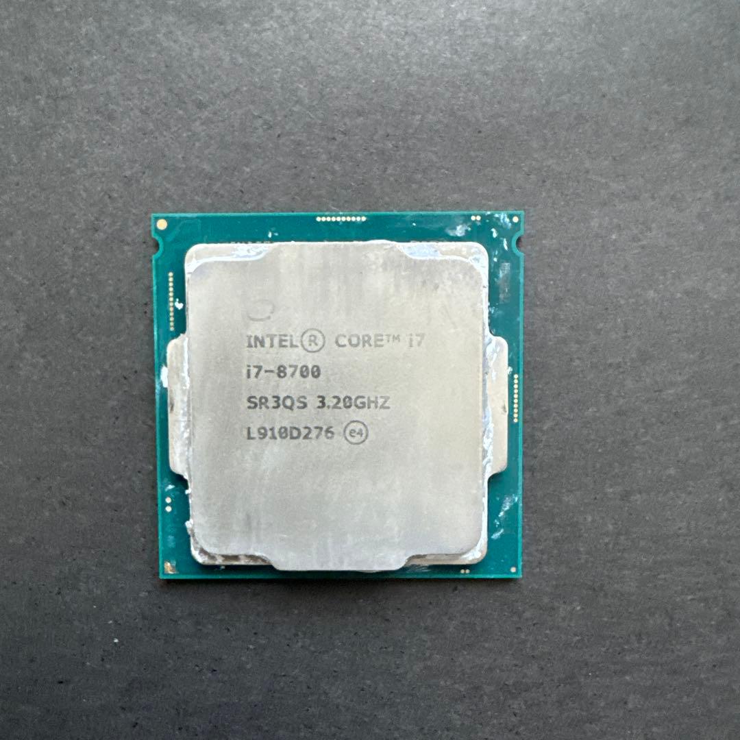 I7 8700cpu+RTX2060 cpuジャク品、GPU風扇が少し動作悪い