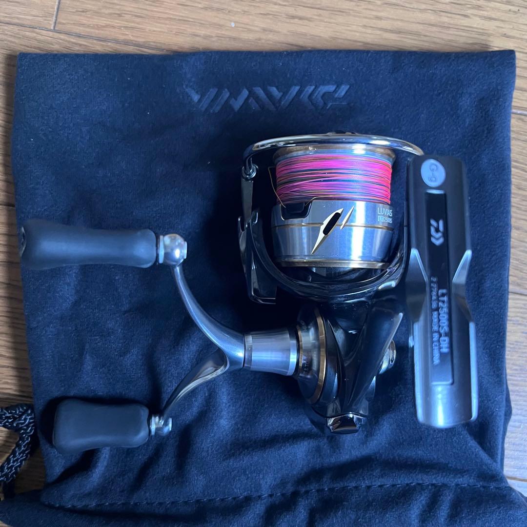 20ルビアス　LUVIAS 2500S-DHスピニングリール　新品