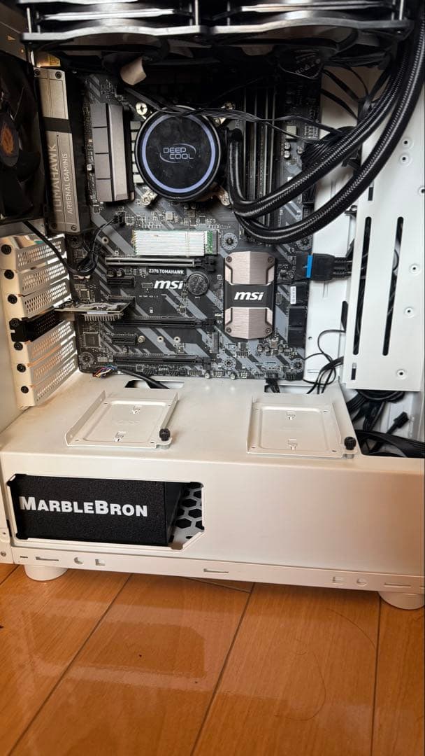 サーバー向け低電力デスクトップPC