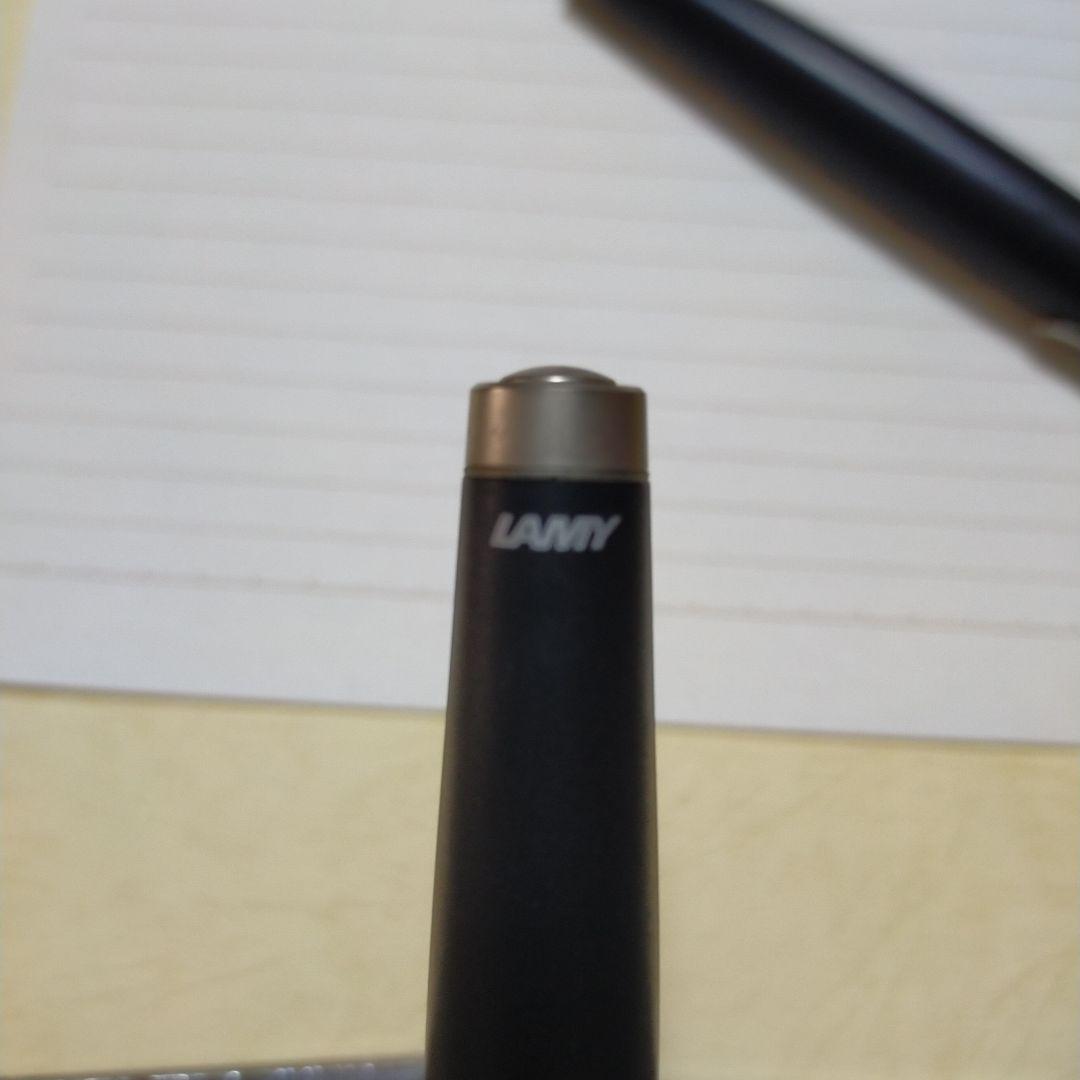 LAMY 黒ボールペンとシャーペンの 2本と替え芯