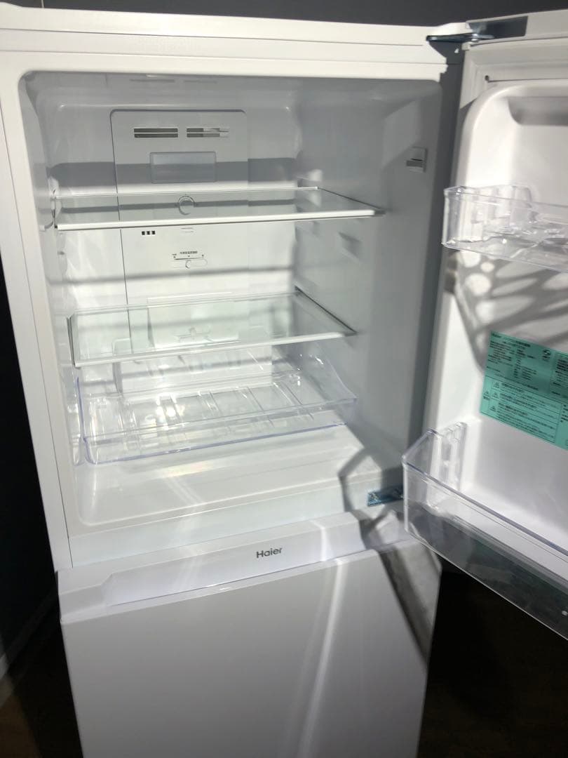 使用1か月！ハイアール　2ドア冷蔵庫2024年　JRーNF121B