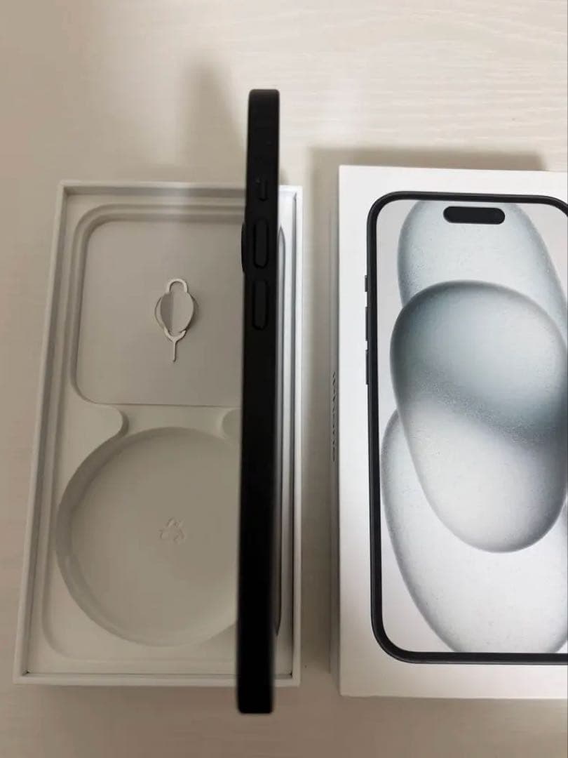 iPhone 15 128GB simフリー　ブラック