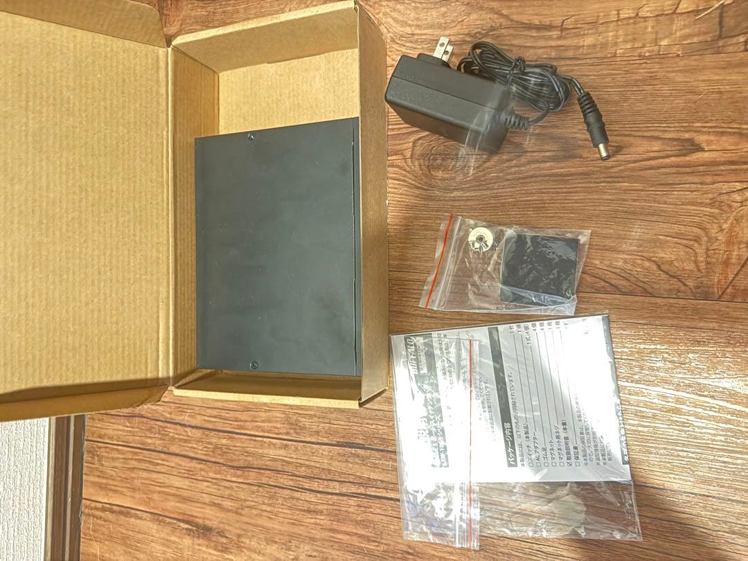 バッファロー 5ポート 10Gbps スイッチングハブ　　LXW-10G5/N