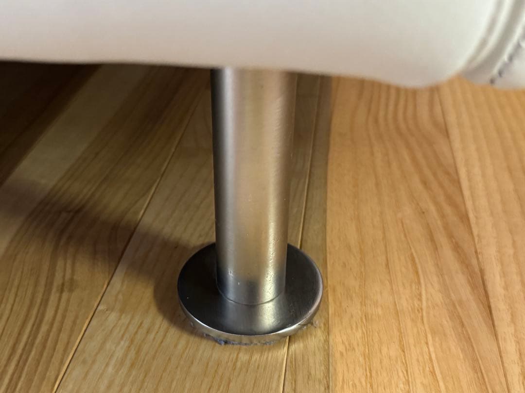 ボーコンセプト 2人掛けレザーソファ