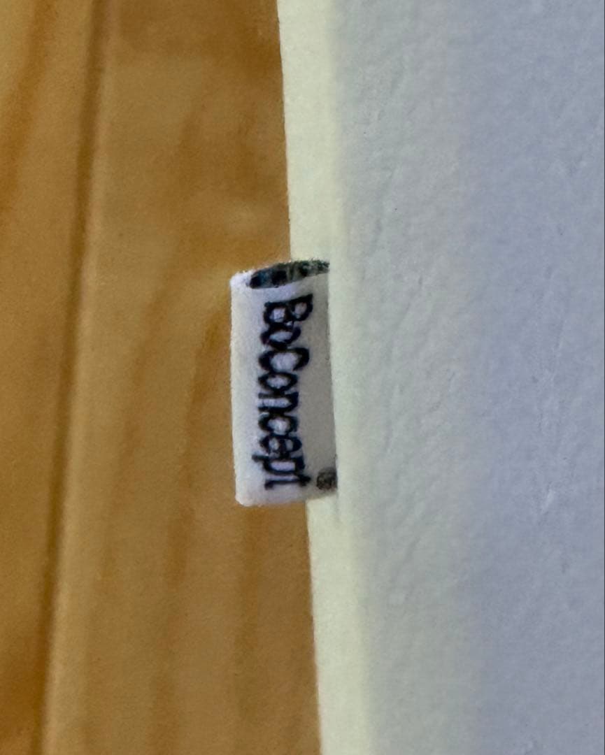 ボーコンセプト 2人掛けレザーソファ