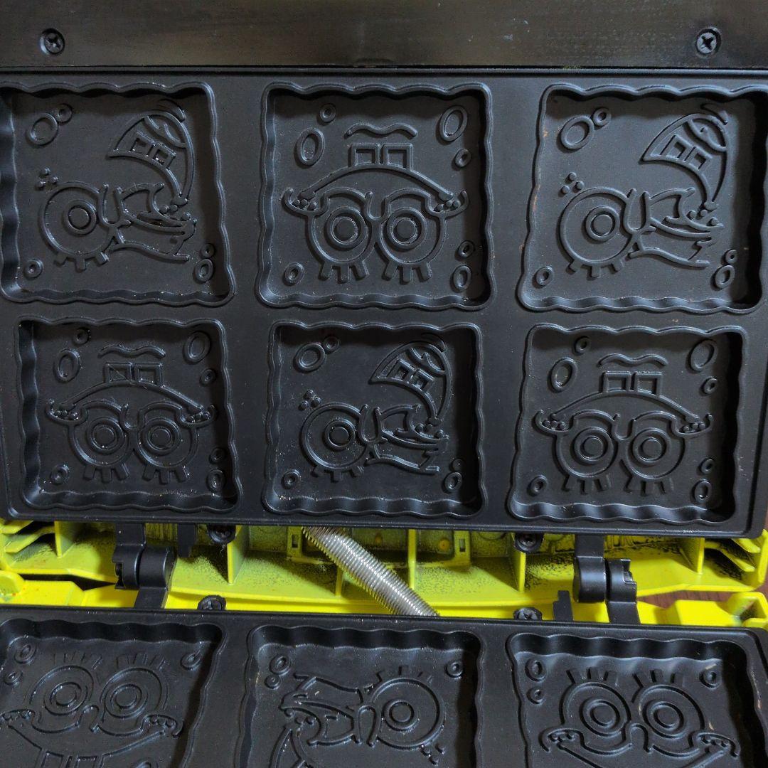 フィニアスとファーブポータブル DVD プレーヤースポンジボブワッフルメーカー