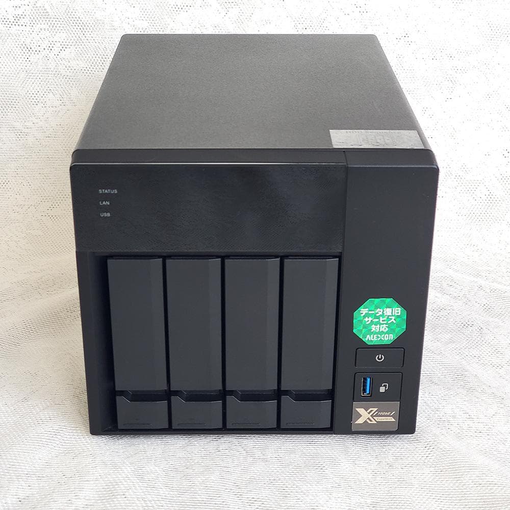 QNAP NAS TS-473 / メモリ 8GB / 10GbE LANカード
