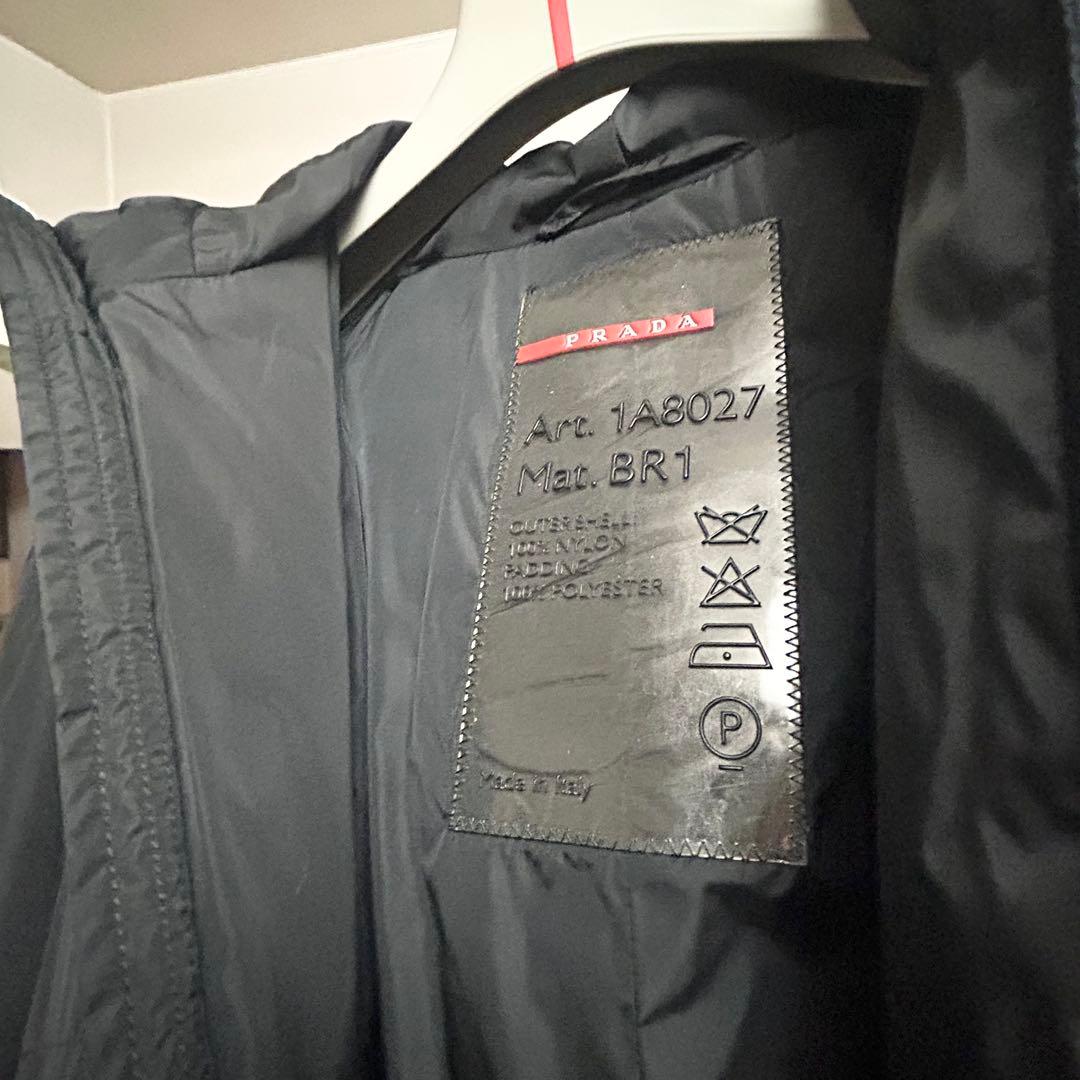 プラダスポーツ アーカイブ フーデッド ナイロン ダウンジャケット