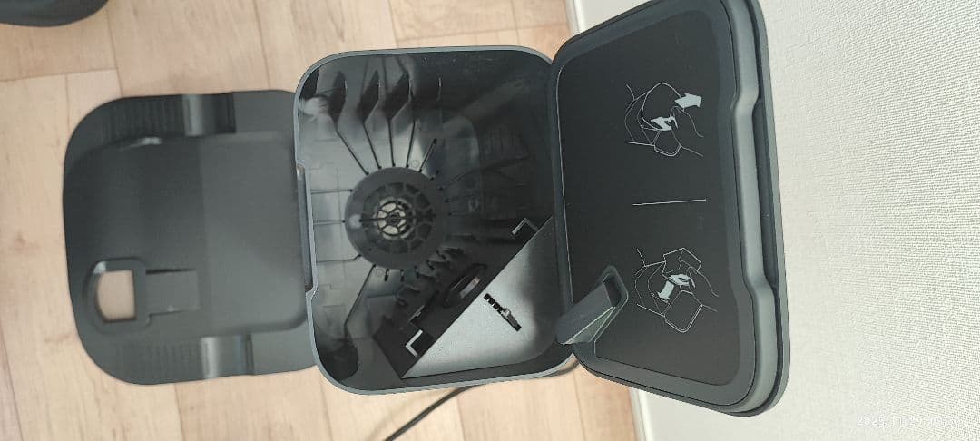 ルンバi7+ アイロボット (iRobot) ロボット掃除機