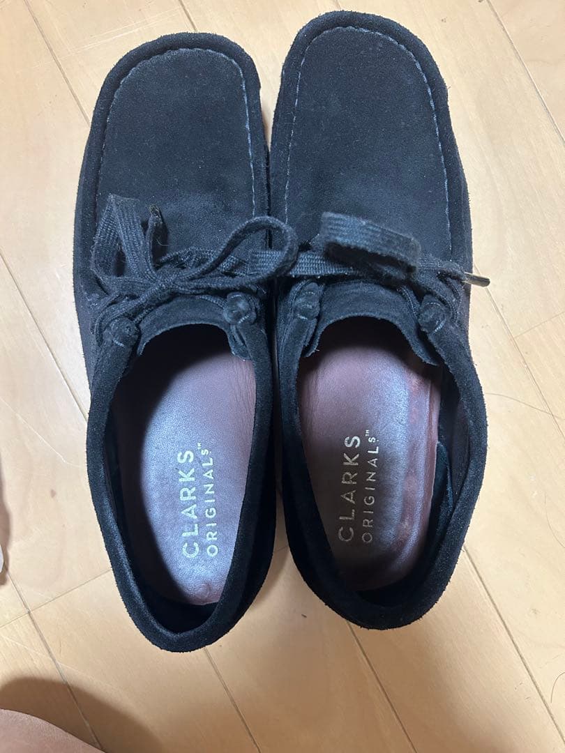 靴 Clarks Wallabee Black Suede