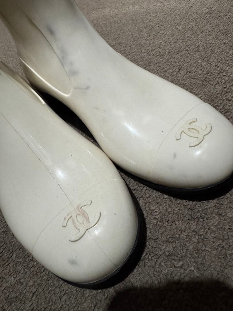 最終価格！CHANELホワイト カメリアレインブーツ 花モチーフ