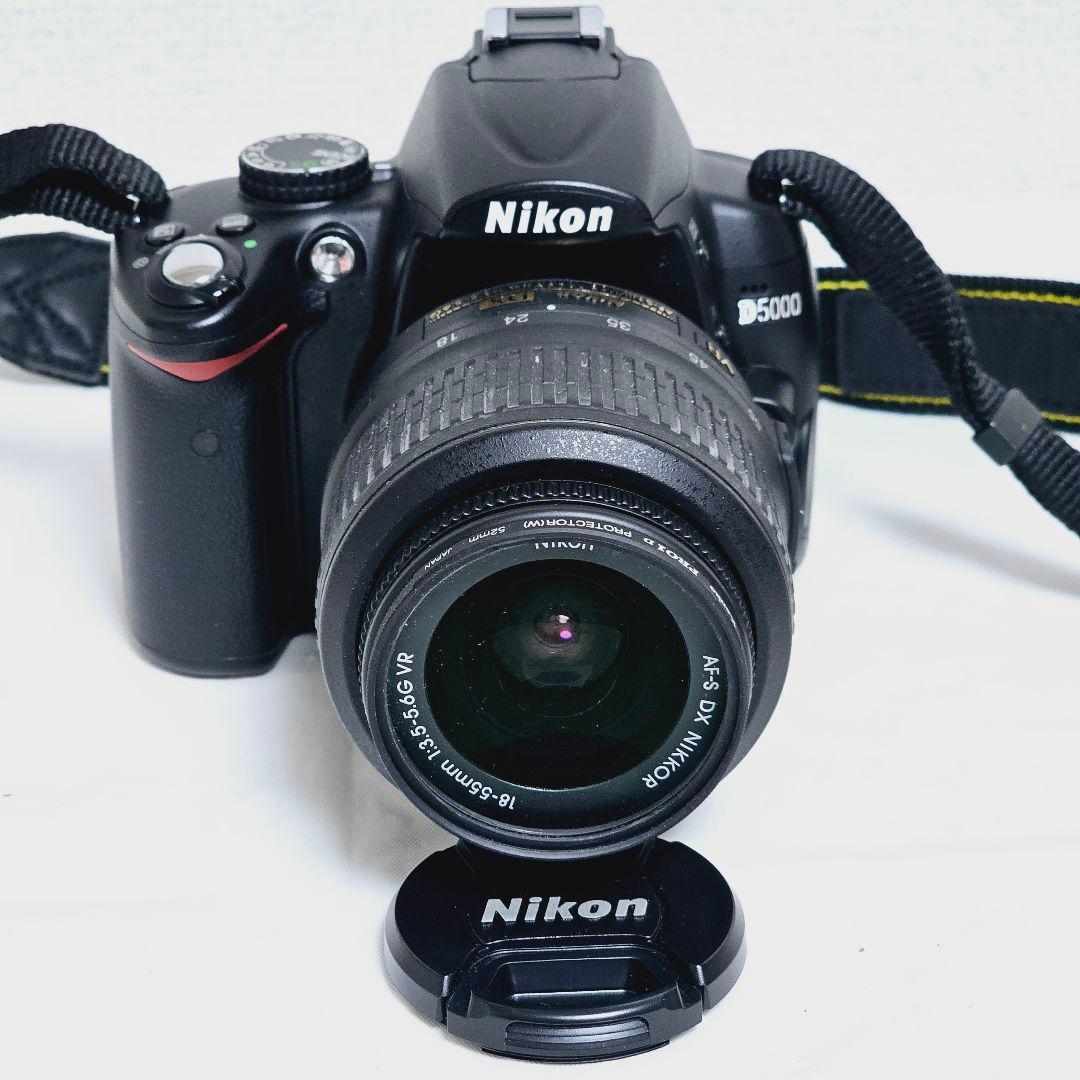 Nikon D5000 ズームレンズ　収納バッグ付き