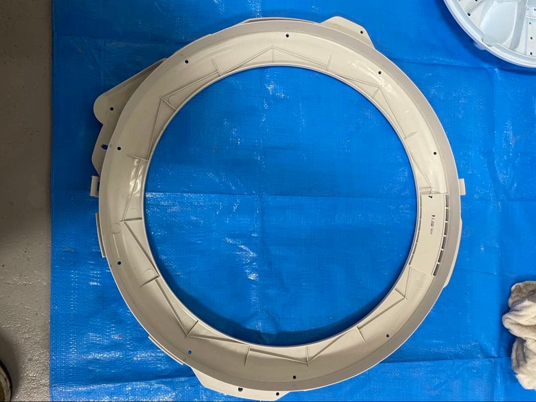 Hisense 縦型洗濯機 美品　分解洗浄済み　高年式　保証込み　容量5.5kg