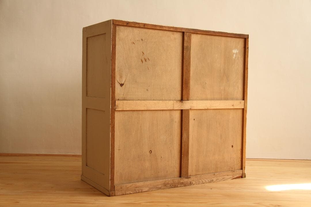 棚　キャビネット　木製　高さ82㎝　白　アンティーク　レトロ　古道具