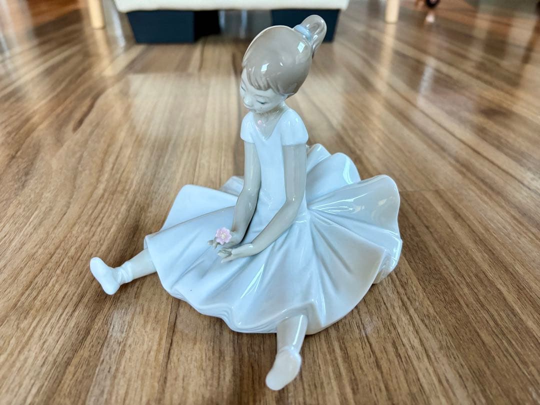 ⭐️ リヤドロ Lladro ⭐️ \"夢見るバレリーナ\" ⭐️ 新品・未使用！