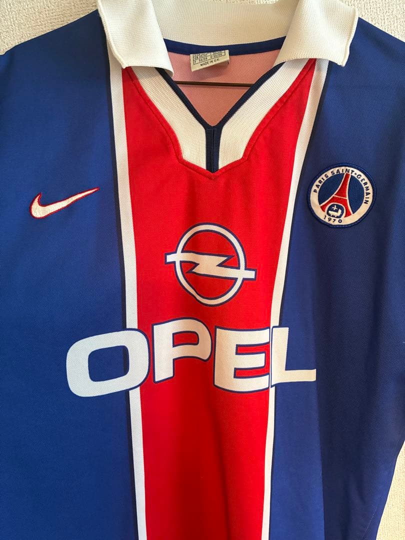 パリ・サンジェルマン（PSG）の 1999-2000 シーズン ホームユニ