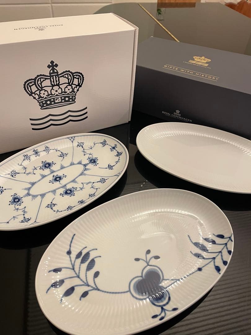 【新品】ロイヤルコペンハーゲン オーバルディッシュ ブルーフルーテッド