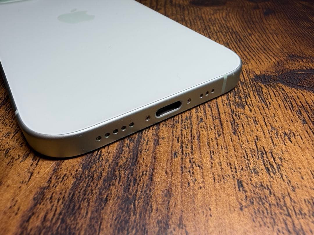 み*様 【美品】iPhone15 256GB SIMフリー