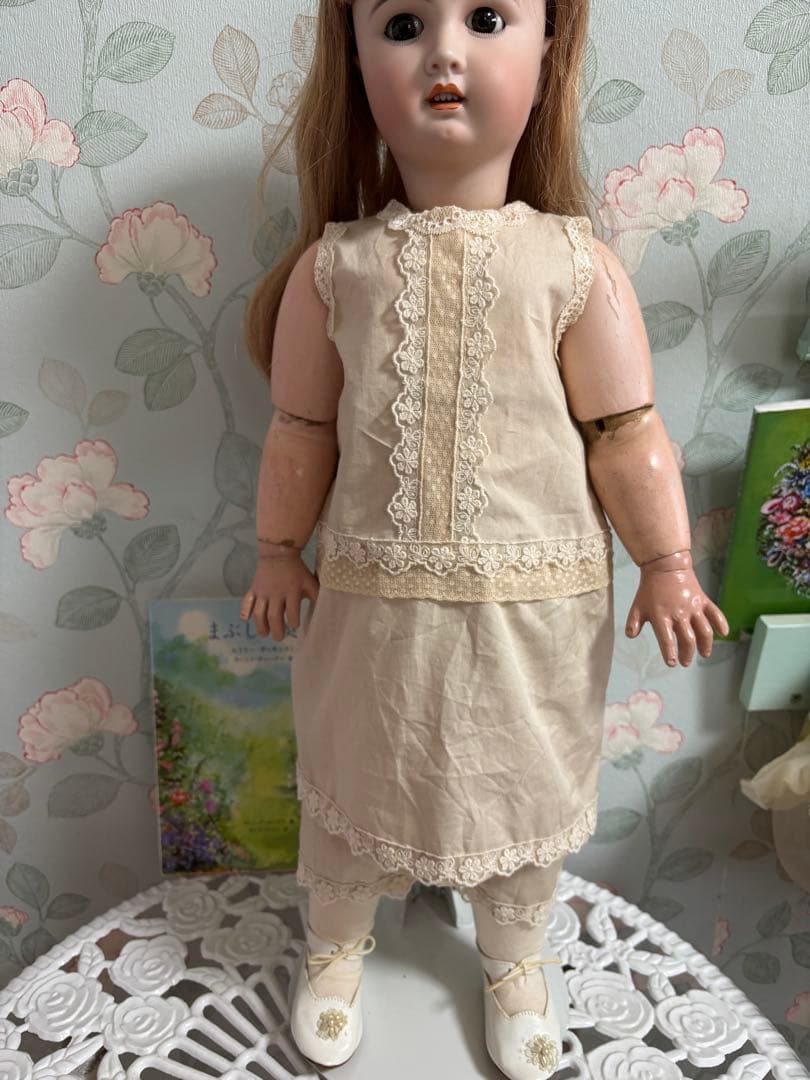 オーダー品です。 ７２センチのドレスとボネと下着等