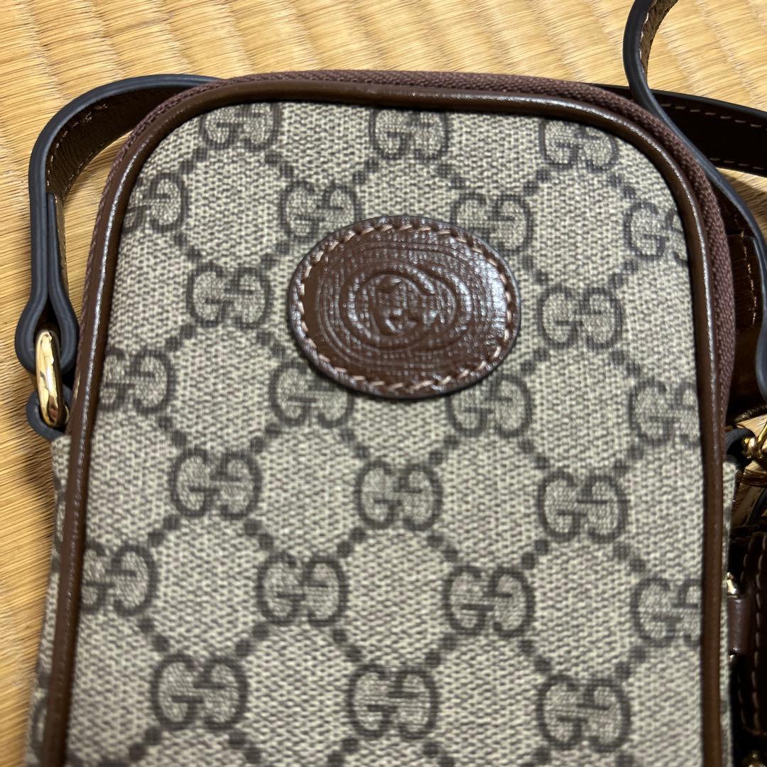 GUCCI ミニショルダーバッグ インターロッキングG