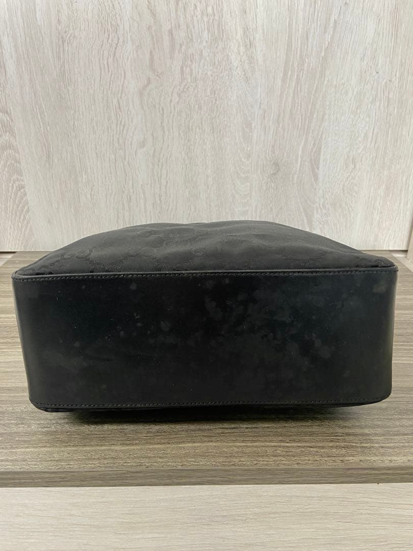 GUCCI トートバッグ GG柄　ナイロン　ブラック　手持ち　レザー