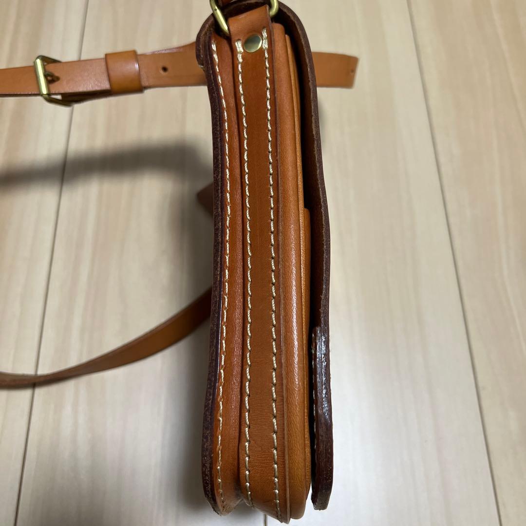 【美品】HERZ ヘルツ　鞄・カバン　ポシェット ショルダーバッグ