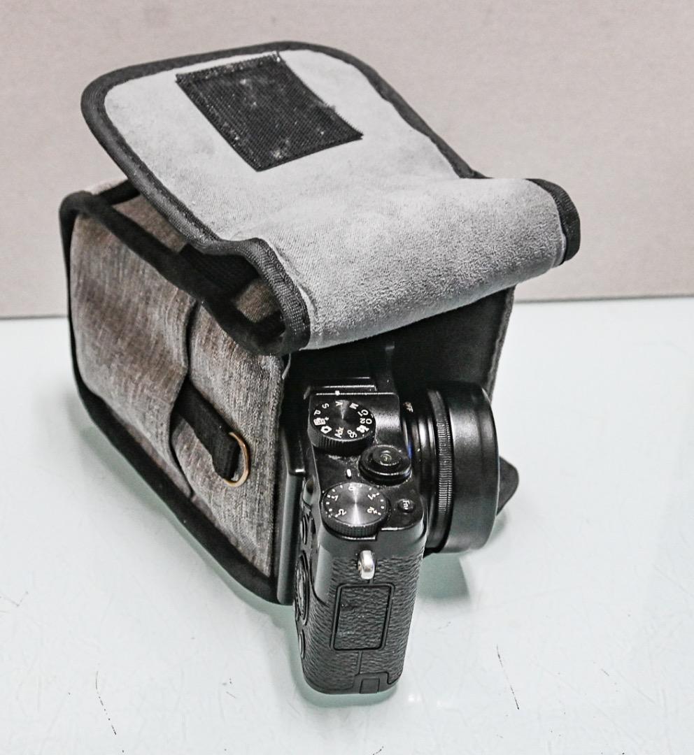 FUJIFILM X20 ブラック 本体・箱・説明書付き　その他付属品たくさん！