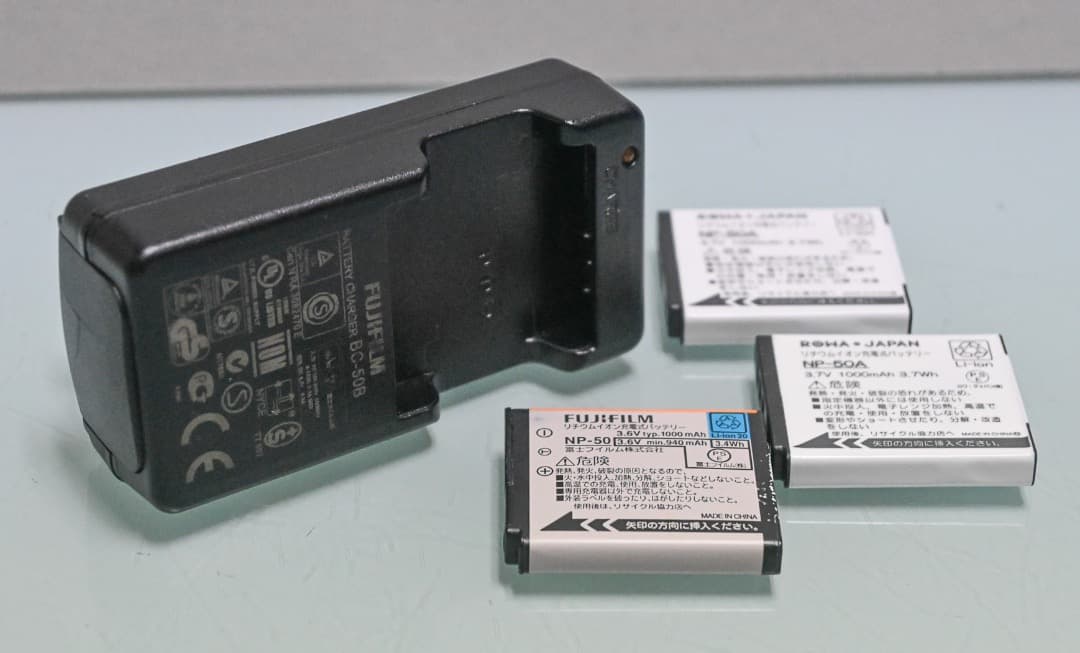 FUJIFILM X20 ブラック 本体・箱・説明書付き　その他付属品たくさん！