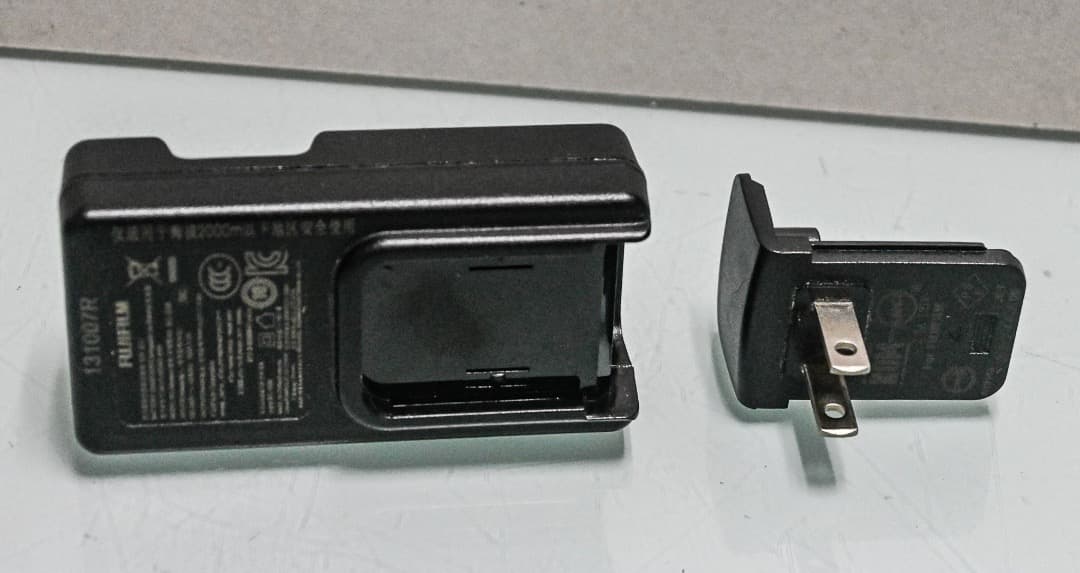 FUJIFILM X20 ブラック 本体・箱・説明書付き　その他付属品たくさん！