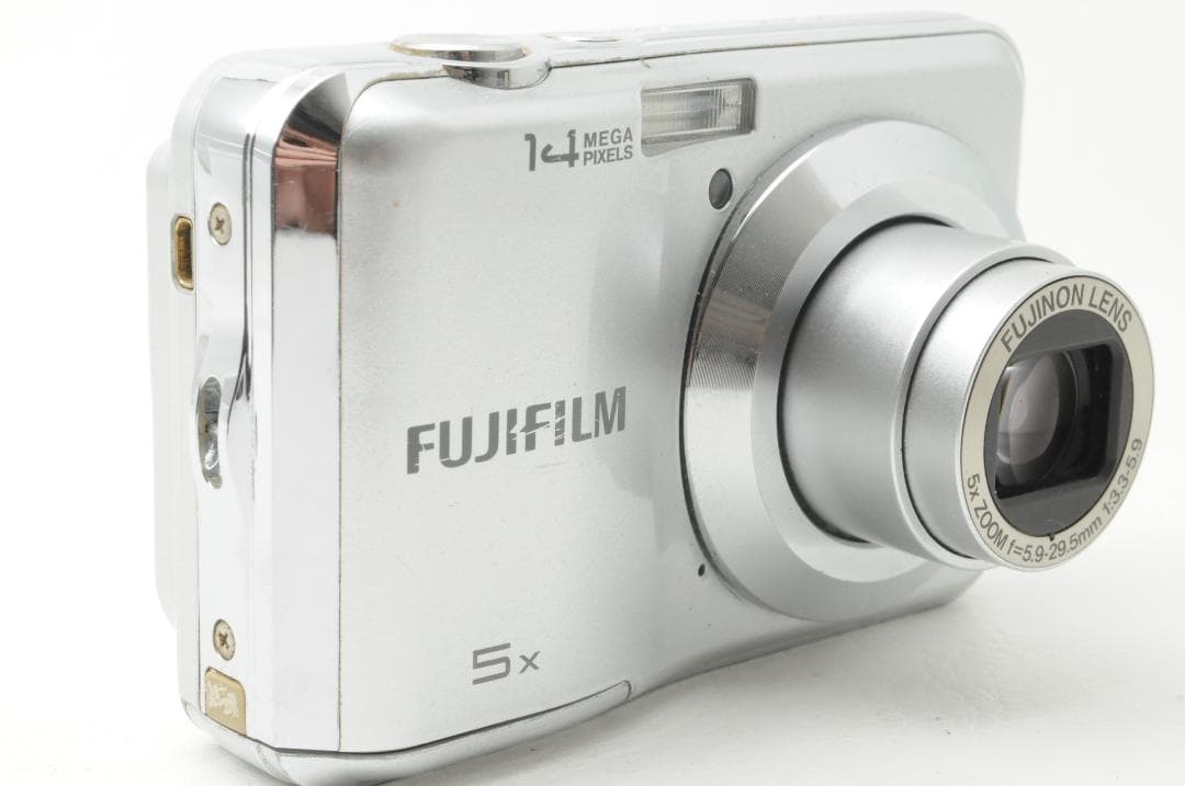 FUJIFILM 富士フイルム FinePix AX300 単三電池駆動