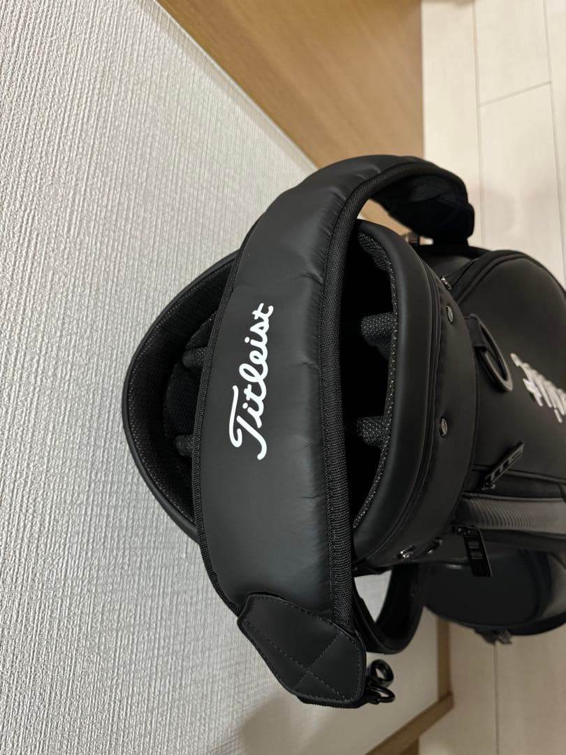 Titleist タイトリスト　コアエッセンシャル キャディバッグ　ブラック