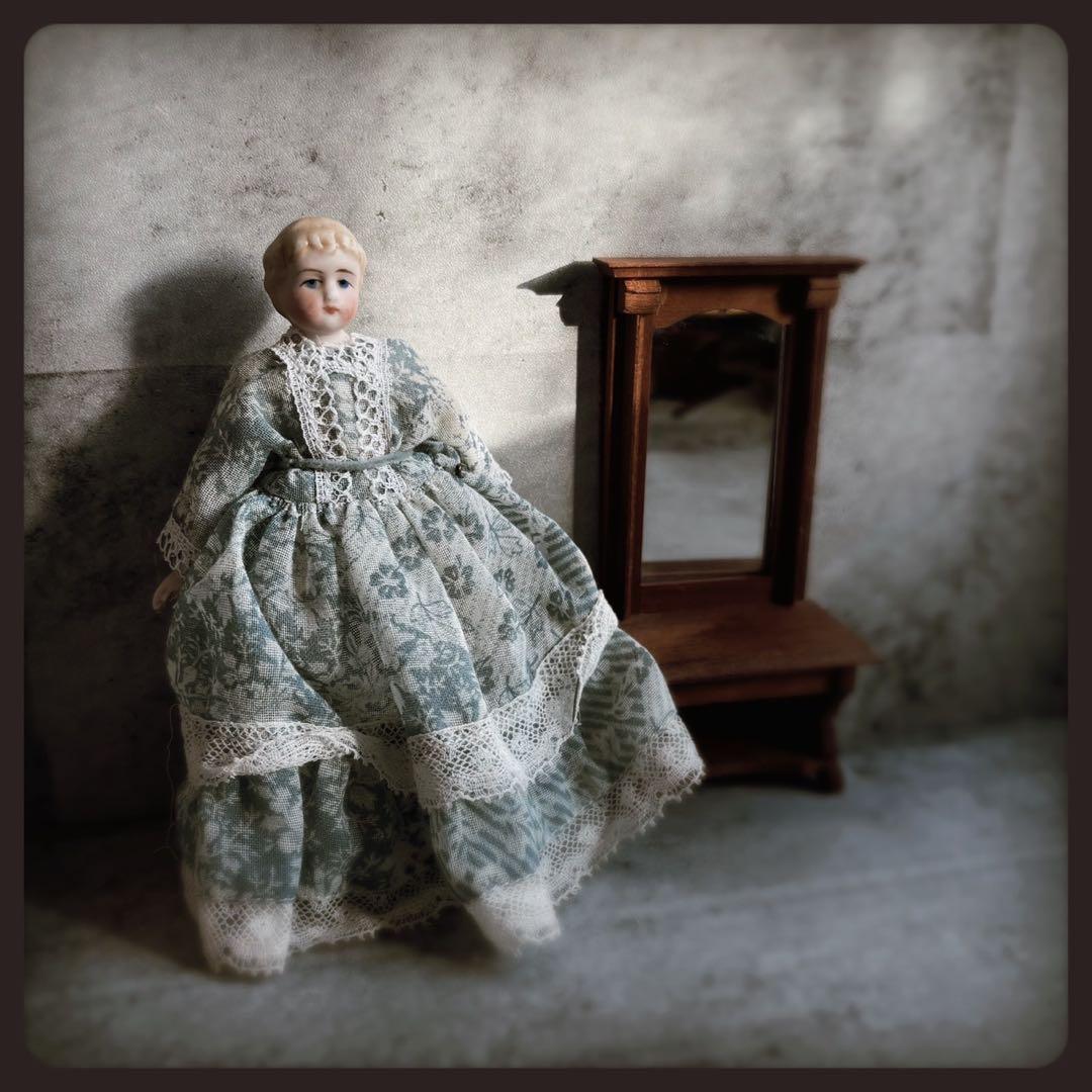 レアアンティーク ハイランドメアリーの少女　 パリアンドール　チャイナヘッド