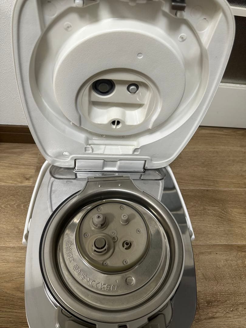 パナソニック 可変圧力IH ジャー炊飯器 SR-PB106 2017 年製