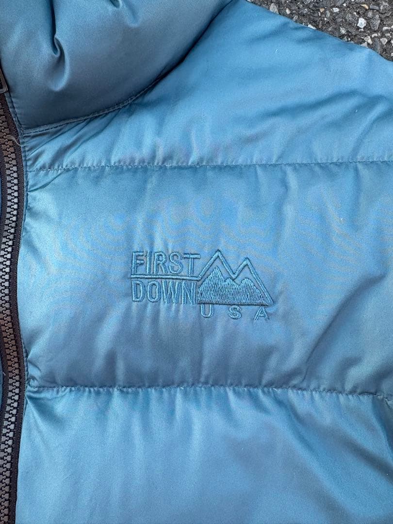 FIRST DOWN ダウンジャケット Lサイズ