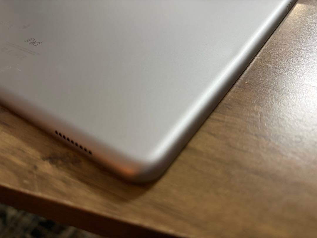 iPad Pro 12.9 初代　Wi-Fiモデル　スペースグレイ　128GB