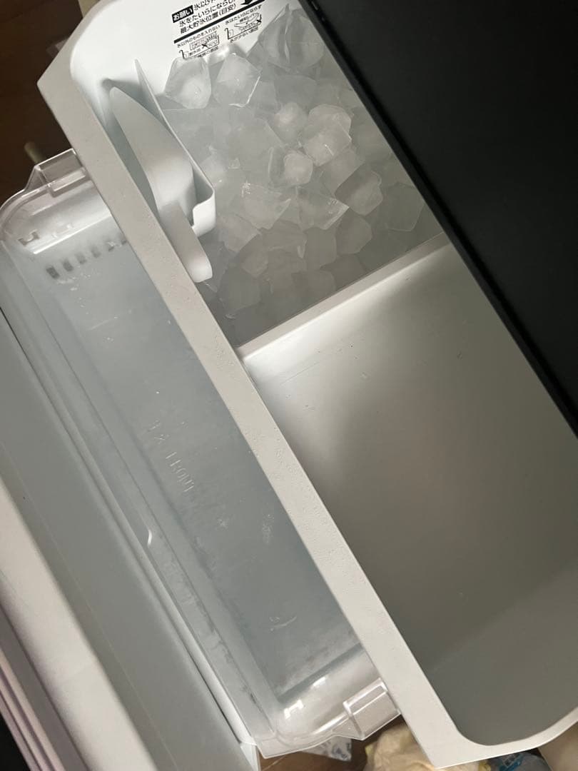 【超美品・2024年製】TOSHIBA冷凍冷蔵庫326Lブラック自動氷製造可能