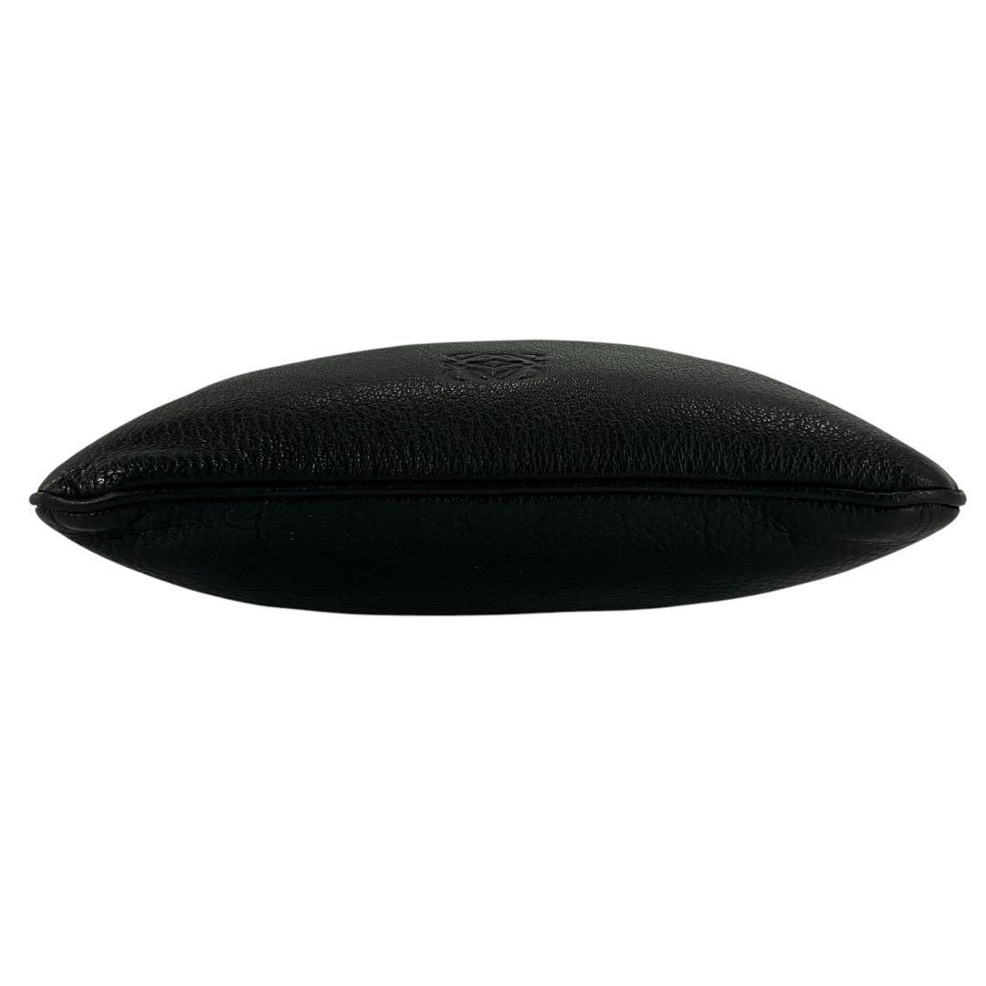 良品　ロエベ　ショルダーバッグ　カメラバッグ　アナグラム　ロゴ型押し　レザー　黒