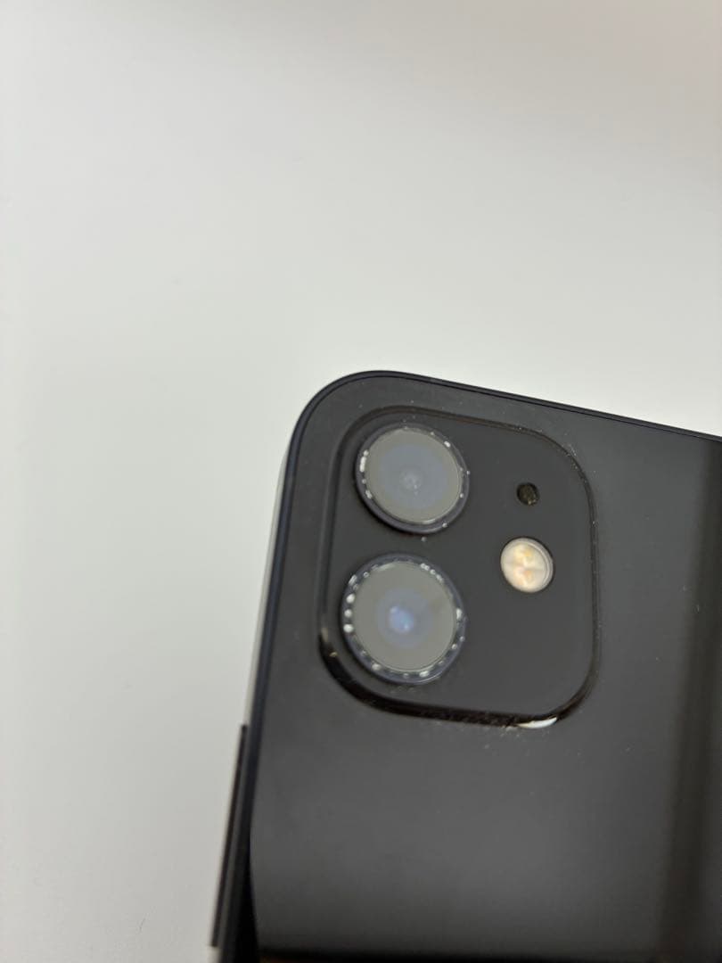 Apple iPhone 12 本体 ブラック　64GB