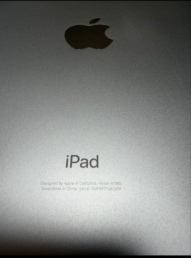 iPad Pro 11インチ 第3世代 128GB WiFiモデル ペン付き