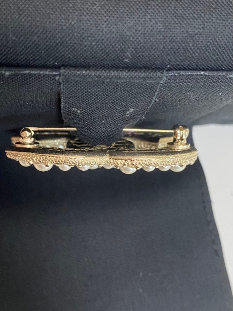 シャネル　CHANEL ブローチ　パール 正規品　直営店