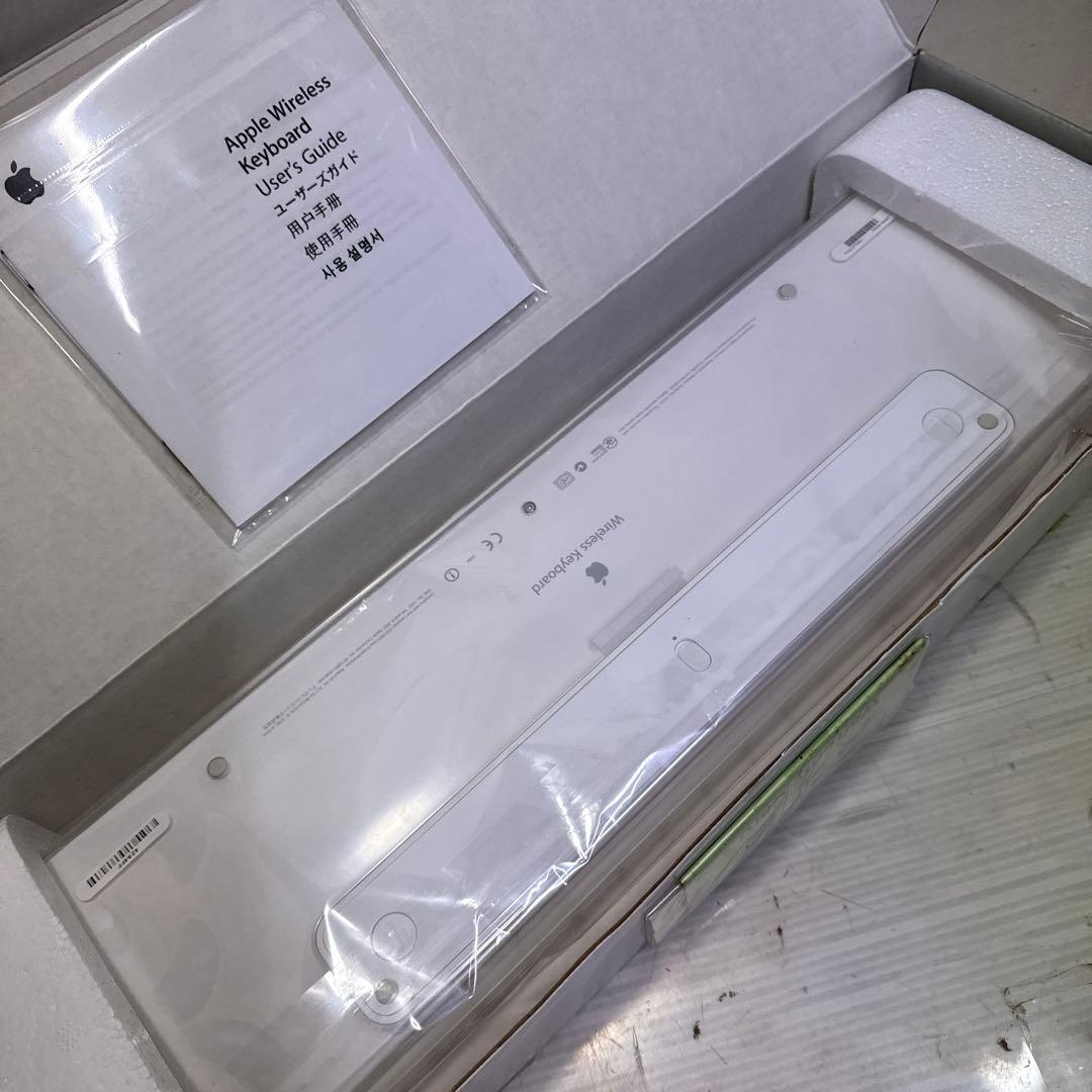 Apple A1016 ワイヤレスキーボード M9270J/A