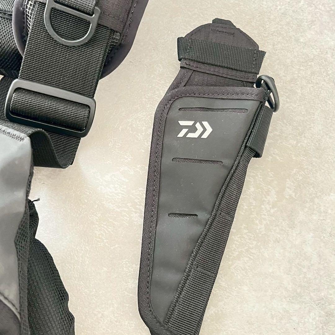 【ロックショアベスト】DAIWA DF-4023 FREE