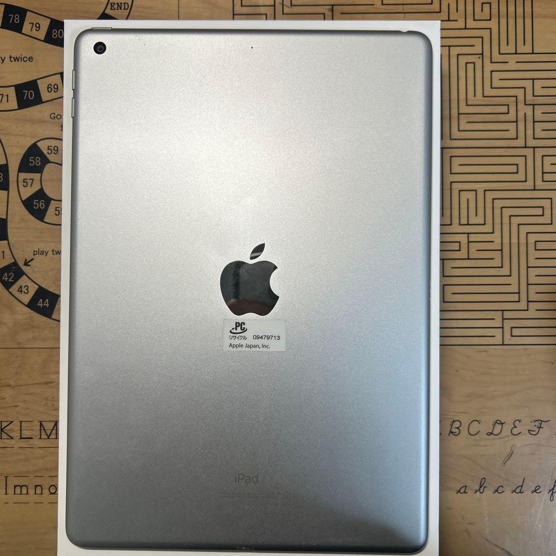 iPad 第7世代　32GB wi-fiモデル